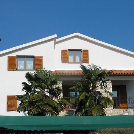 B&B Moderno Fažana Esterno foto