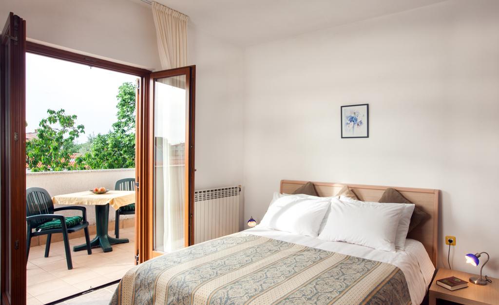 B&B Moderno Fažana Camera foto